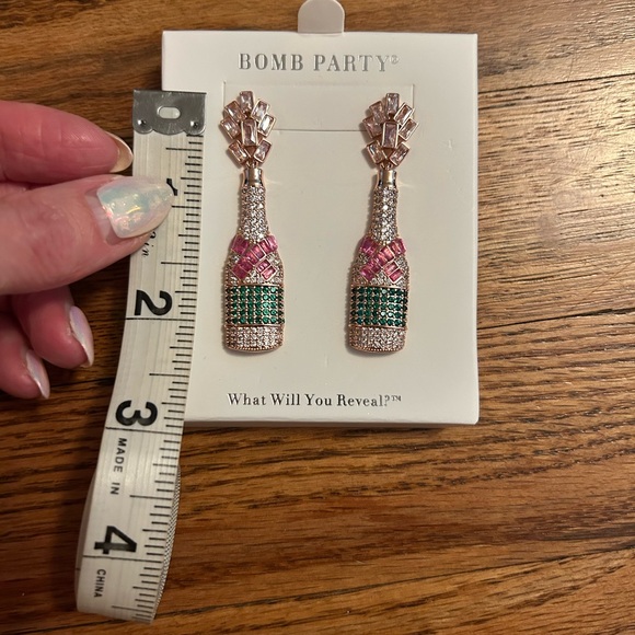 Bomb Party “Let’s Pop the Bubbly” - Picture 7 of 8